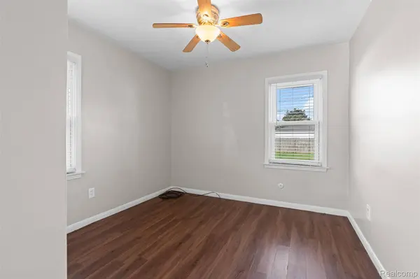24696 Wilmot AVE, Eastpointe, MI 48021