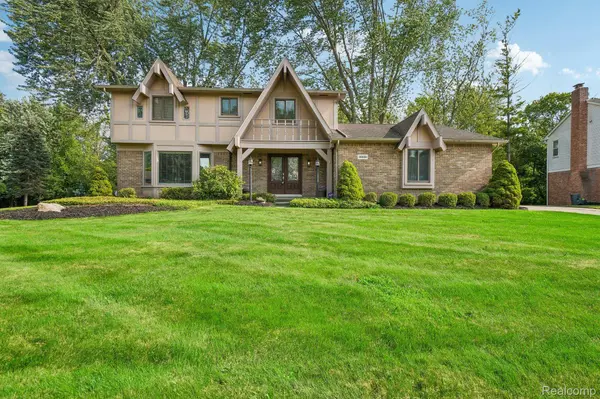 36339 Parklane CIR