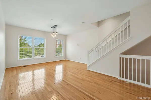 536 Graten ST, Birmingham, MI 48009