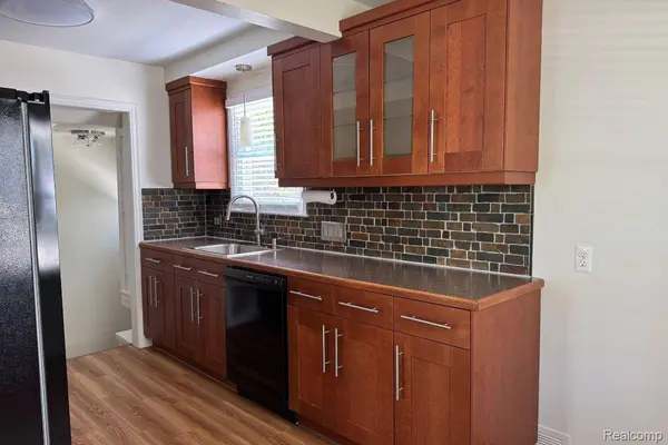 128 Girard AVE, Royal Oak, MI 48073