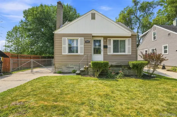 2400 Guthrie AVE, Royal Oak, MI 48067