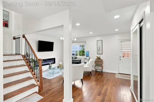 6643 Andersonville RD, Independence Charter Township, MI 48346