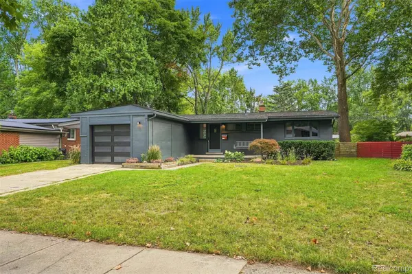 1011 Brooklawn DR