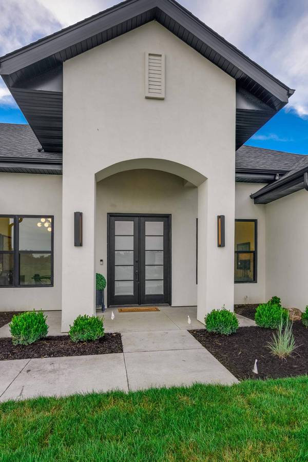 312 Ashdown DR, Columbia, MO 65201