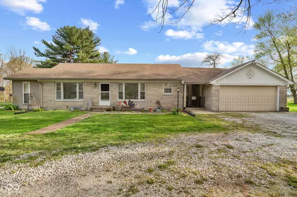 1247 E State Road 44, Rushville, IN 46173