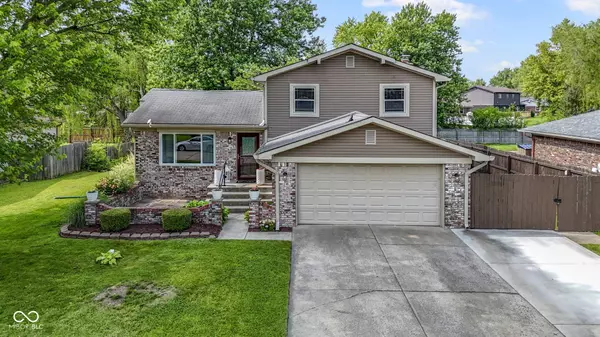 4718 Dancer DR, Indianapolis, IN 46237