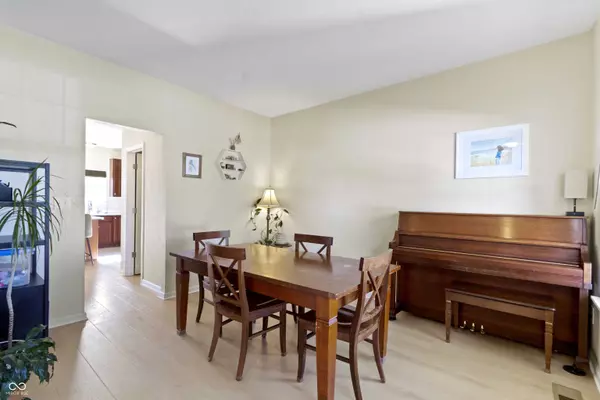 12429 Berry Patch LN, Fishers, IN 46037