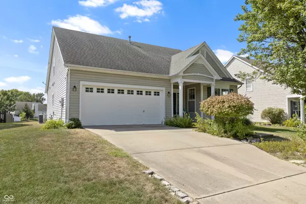 10290 Glenn Abbey LN, Fishers, IN 46037