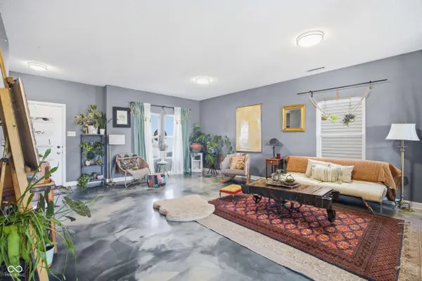 15158 Radiance DR, Noblesville, IN 46060