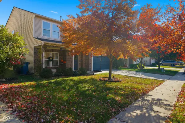 15158 Radiance DR, Noblesville, IN 46060