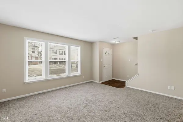 10227 Cumberland Pointe BLVD, Noblesville, IN 46060