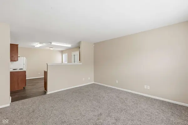 10227 Cumberland Pointe BLVD, Noblesville, IN 46060