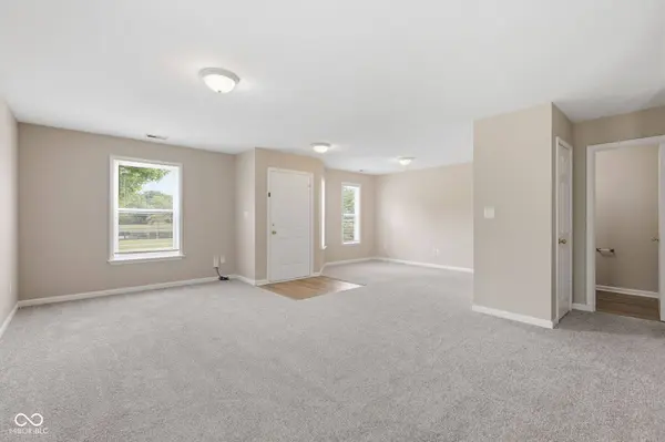 10159 Cumberland Pointe BLVD, Noblesville, IN 46060