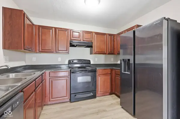 10159 Cumberland Pointe BLVD, Noblesville, IN 46060