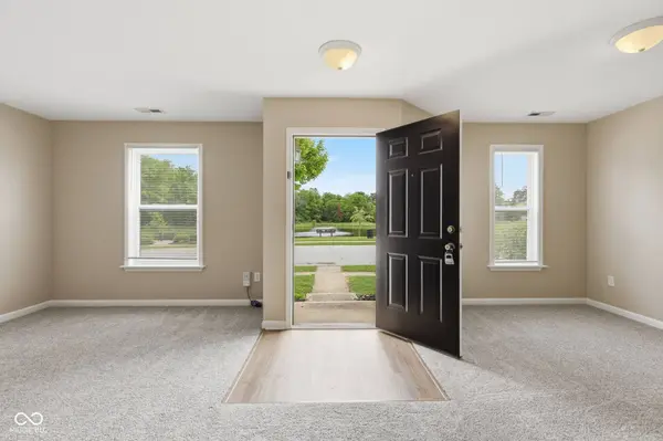 10159 Cumberland Pointe BLVD, Noblesville, IN 46060