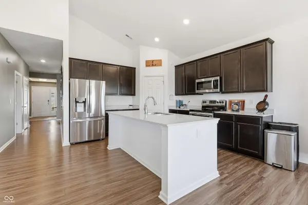 17896 Paula Walk, Westfield, IN 46074