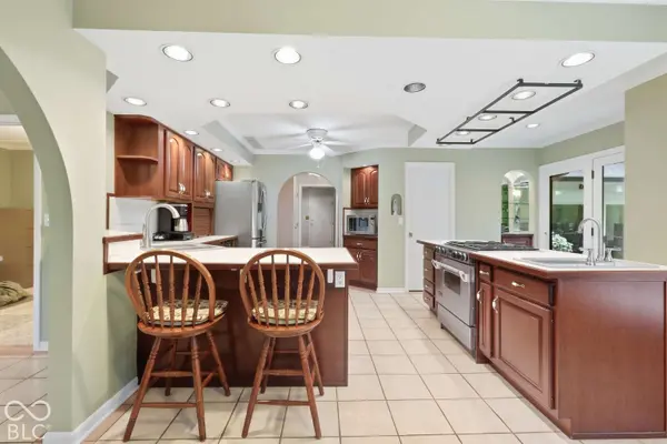 6226 Harbridge RD, Indianapolis, IN 46220