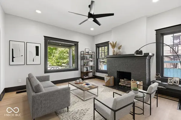 875 Woodruff Place Middle DR, Indianapolis, IN 46201