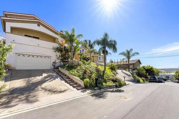1621 Portola AVE, Spring Valley, CA 91977