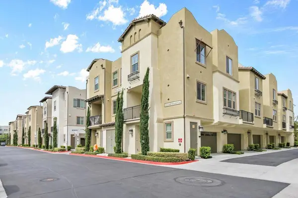 332 Stream ct, Santee, CA 92071