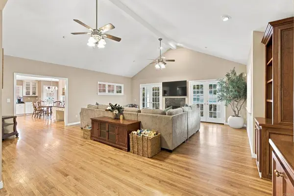 1521 Donita DR, El Cajon, CA 92020