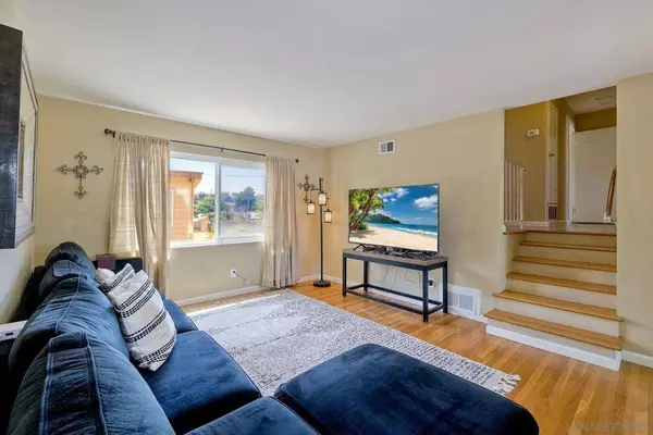 6365 Calle Pavana, San Diego, CA 92139