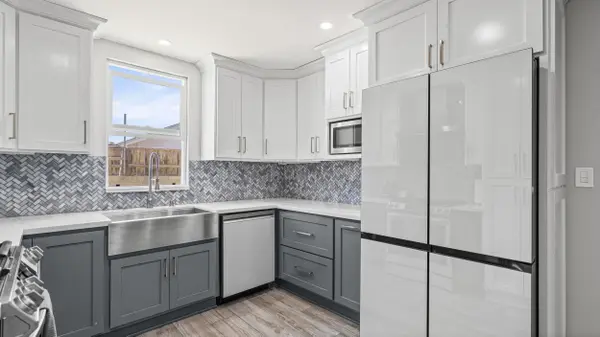885 Givens St, San Diego, CA 92154-2437