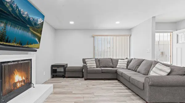 885 Givens St, San Diego, CA 92154-2437