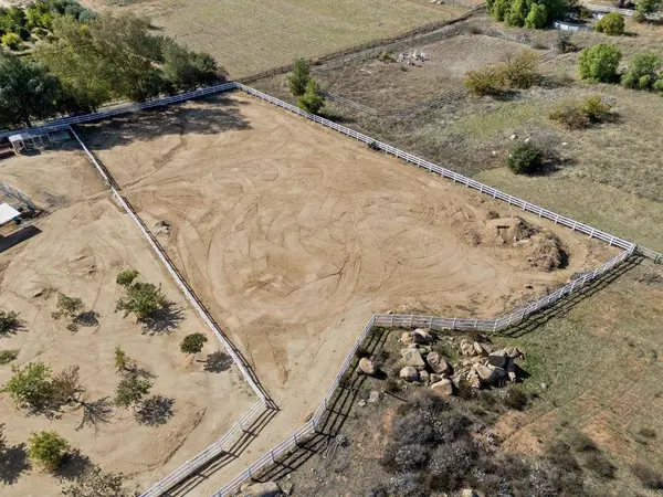 37789 Avenida La Cresta, Murrieta, CA 92562
