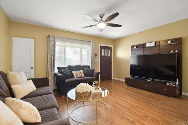 6038 Bradford ST, San Diego, CA 92115