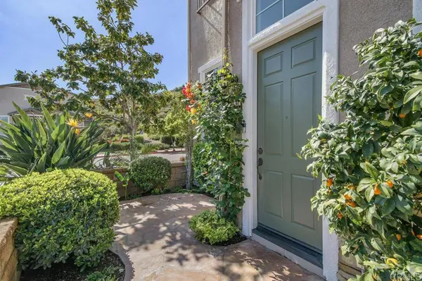 3022 Cole Grade DR, Santee, CA 92071