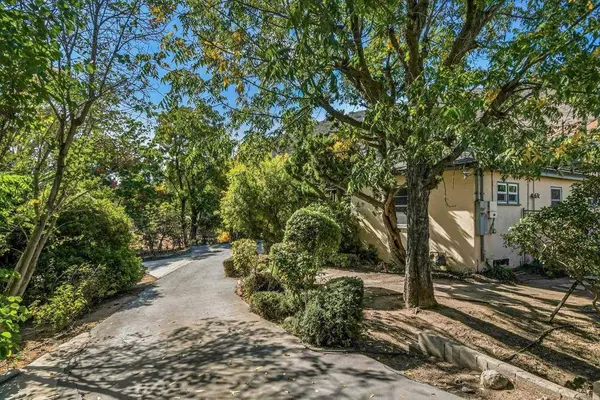 8475 Golden Ridge RD, Lakeside, CA 92040