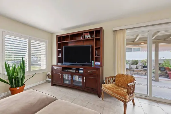 1737 Manfred CT, El Cajon, CA 92021