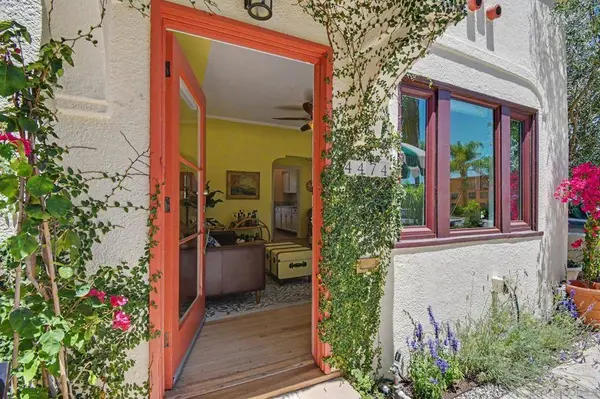 4474 Oregon, San Diego, CA 92116
