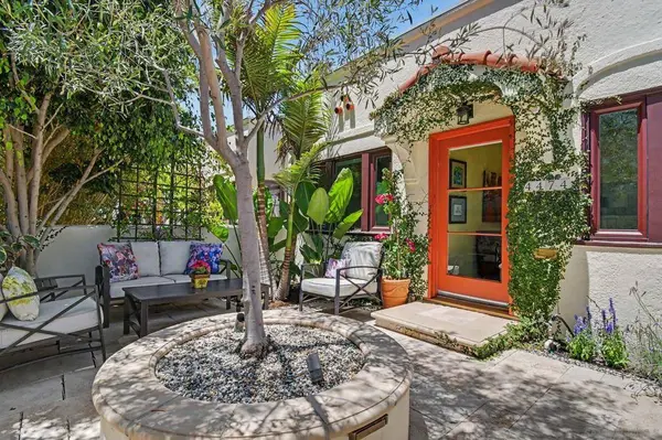 4474 Oregon, San Diego, CA 92116