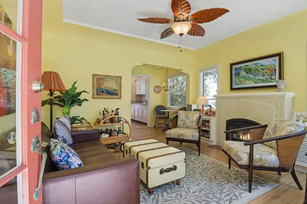 4474 Oregon, San Diego, CA 92116