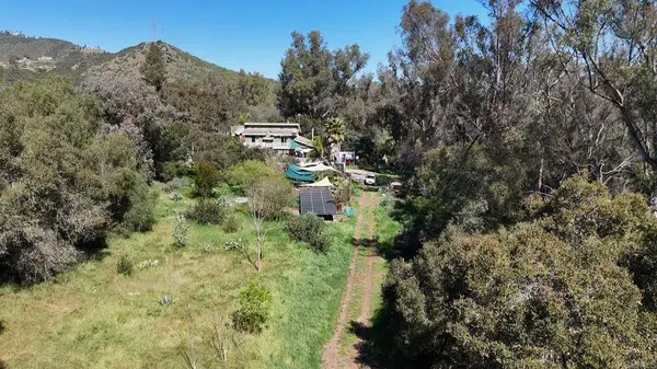 9237 Harmony Grove, Escondido, CA 92029