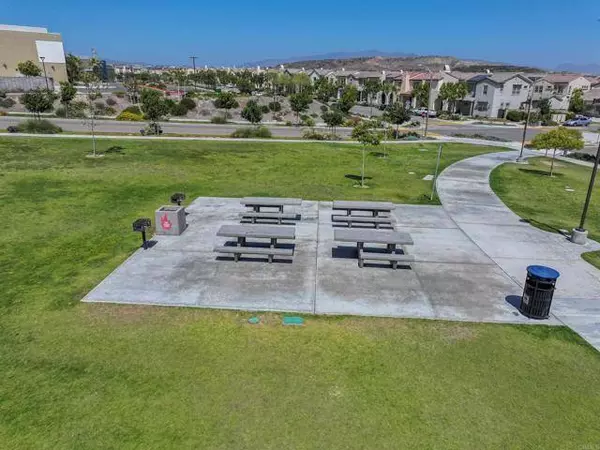 1925 Avenida Senecio #2, Chula Vista, CA 91913