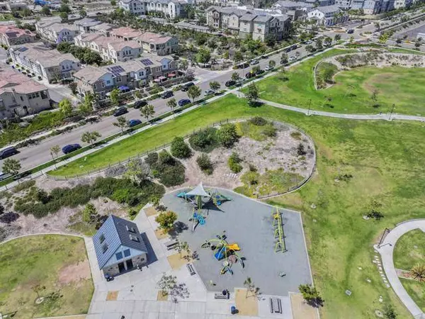 1925 Avenida Senecio #2, Chula Vista, CA 91913