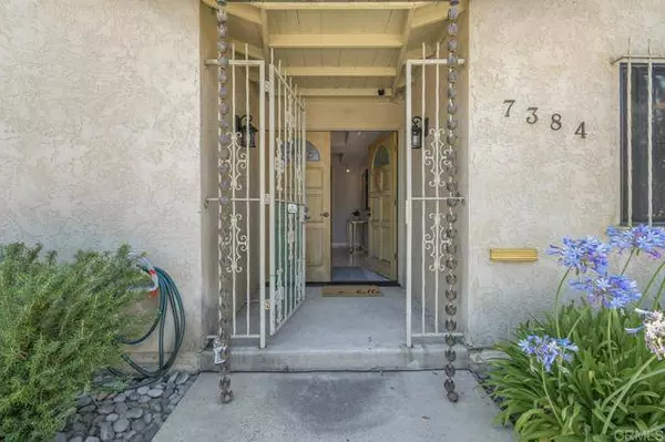 7384 Ballinger, San Diego, CA 92119