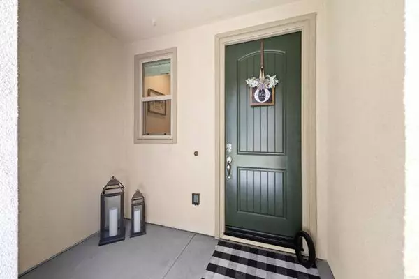 1925 Avenida Senecio #2, Chula Vista, CA 91913