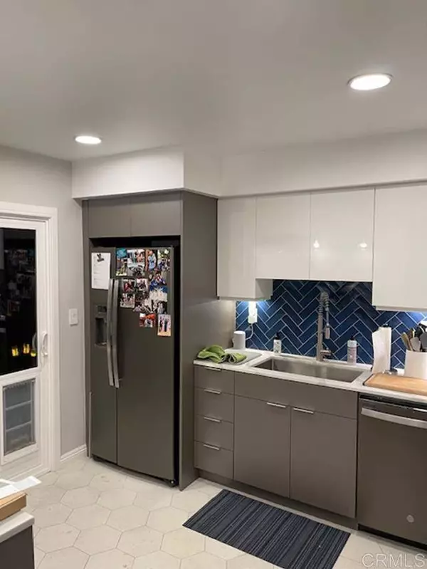 3676 Bancroft St #2, San Diego, CA 92104