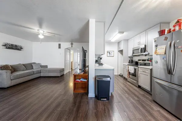 2041 E Grand  Ave #19, Escondido, CA 92027
