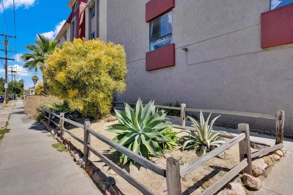 3535 Monroe AVE #23, San Diego, CA 92116