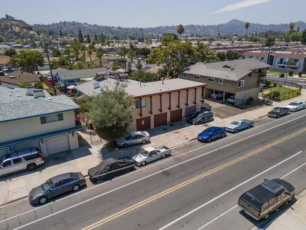 1109 E Lexington, El Cajon, CA 92019