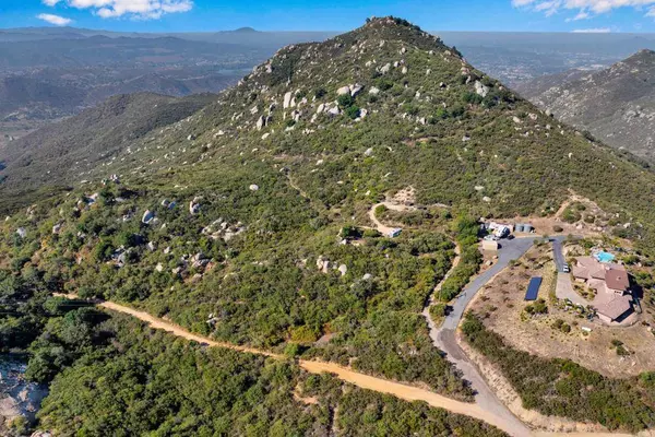 13795 Pata Ranch RD, Lakeside, CA 92040