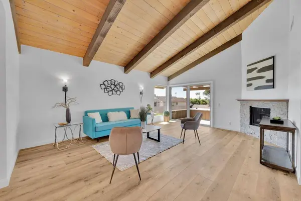 6050 Henderson #9, La Mesa, CA 91942