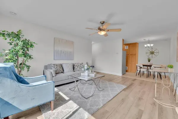 4504 60th ST #13, San Diego, CA 92115