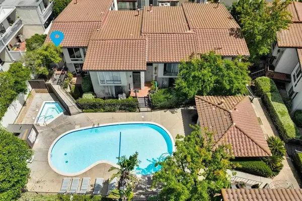 2402 Altisma Way #D, Carlsbad, CA 92009