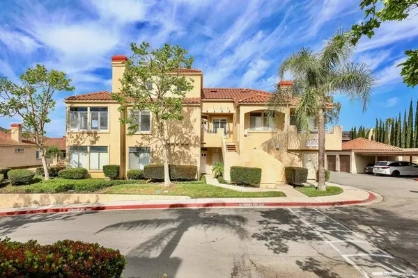 3140 Castelar Court #202, Corona, CA 92882